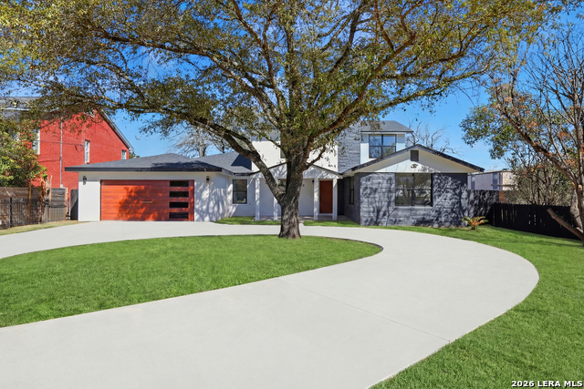 Image 2 of 30 For 319 Terra Alta E