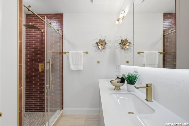 Image 24 of 30 For 319 Terra Alta E