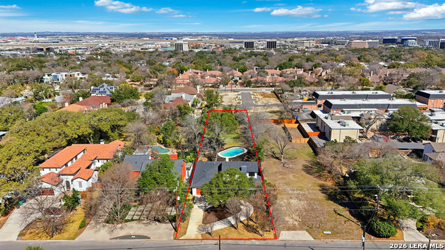 Image 29 of 30 For 319 Terra Alta E