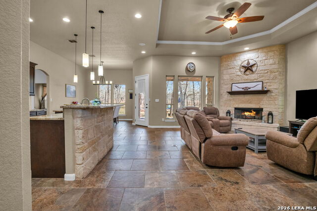 Image 5 of 29 For 524 Jacobs  