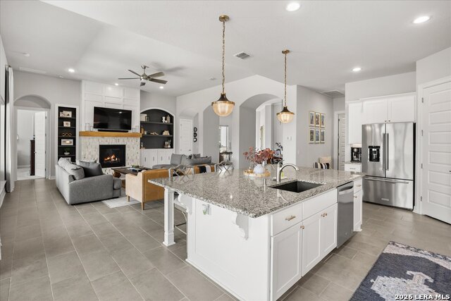 Image 20 of 47 For 114 El Cielo