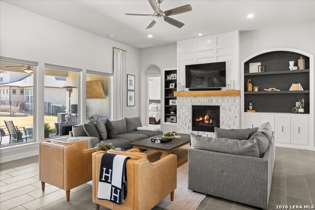 Image 9 of 47 For 114 El Cielo