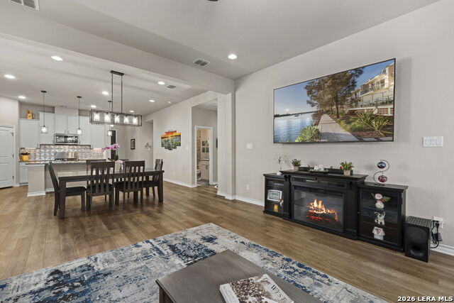 Listing photo id 15 for 101 Amarosa  