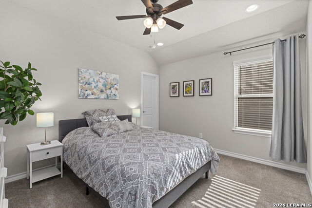 Listing photo id 23 for 101 Amarosa  