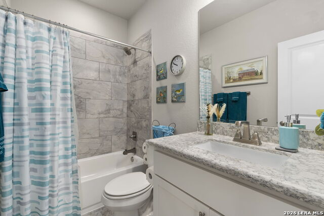 Listing photo id 25 for 101 Amarosa  