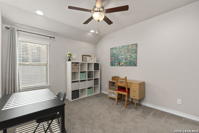 Listing photo id 26 for 101 Amarosa  