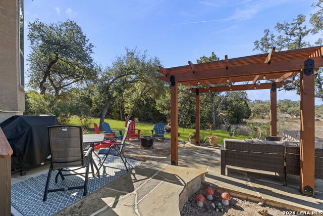 Listing photo id 31 for 101 Amarosa  