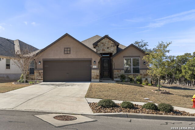 Listing photo id 37 for 101 Amarosa  