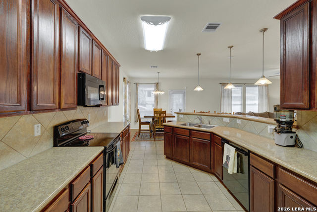 Image 14 of 49 For 2748 War Admiral