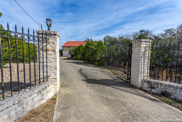 Listing photo id 42 for 285 Timberhill