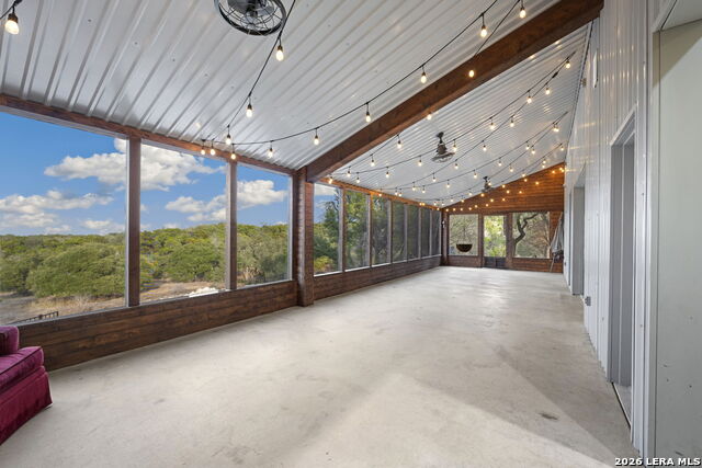 Listing photo id 14 for 2870 Rebecca Creek