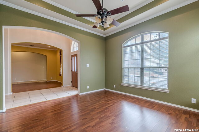 Image 11 of 50 For 843 Peg Oak  