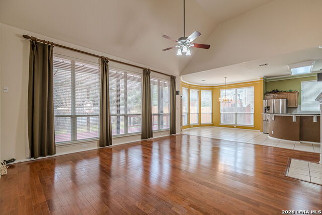 Image 12 of 50 For 843 Peg Oak  