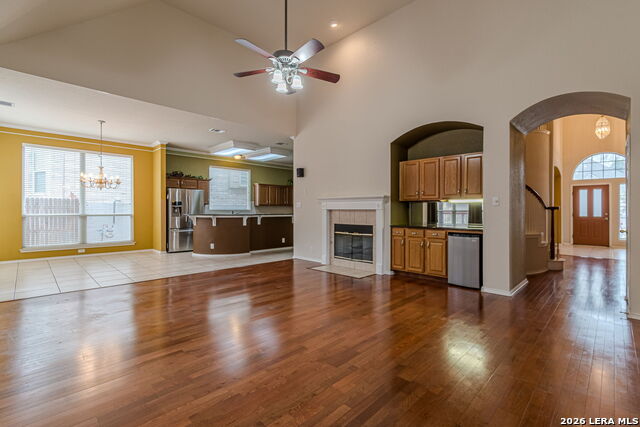 Image 15 of 50 For 843 Peg Oak  