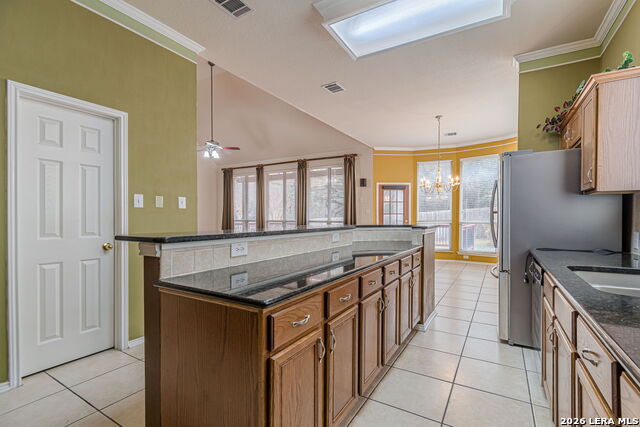 Image 18 of 50 For 843 Peg Oak  