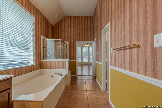 Image 25 of 50 For 843 Peg Oak  