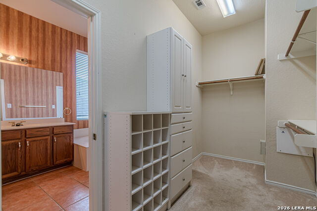 Image 28 of 50 For 843 Peg Oak  