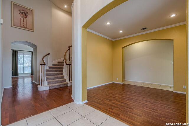 Image 5 of 50 For 843 Peg Oak  