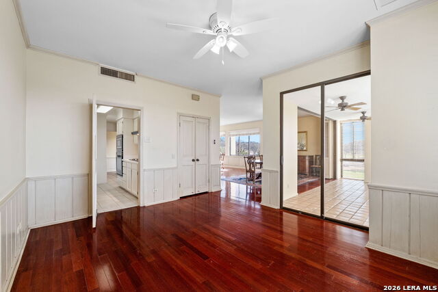 Image 10 of 29 For 4001 New Braunfels N Apt 300a