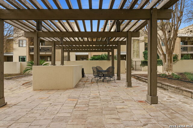 Image 25 of 29 For 4001 New Braunfels N Apt 300a