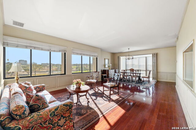 Image 4 of 29 For 4001 New Braunfels N Apt 300a