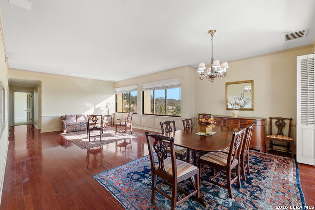 Image 5 of 29 For 4001 New Braunfels N Apt 300a