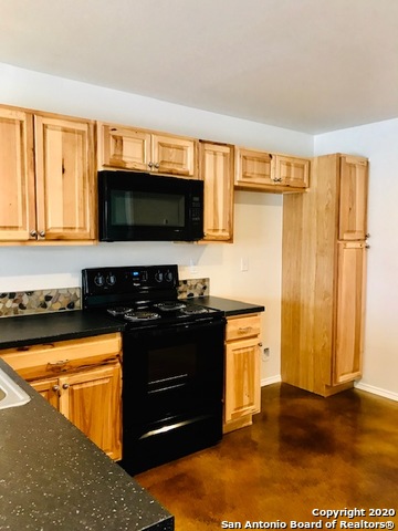 Image 2 of 23 For 752 Cimarron  B