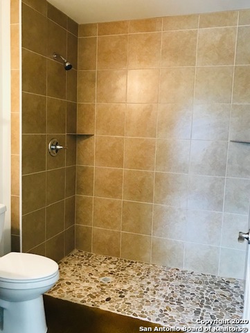 Image 4 of 23 For 752 Cimarron  B