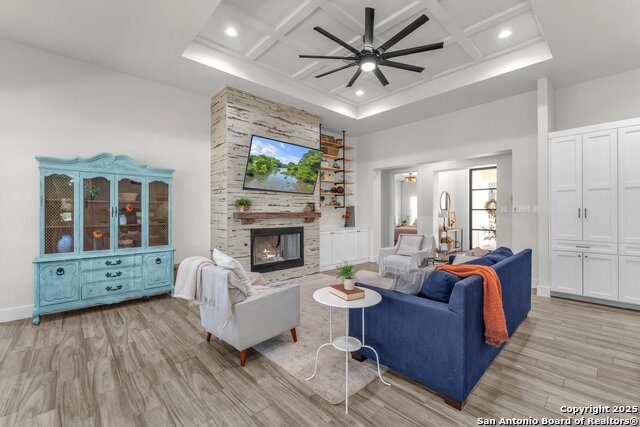 Image 20 of 84 For 740 Sharp Springs