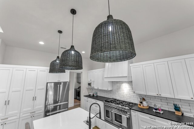 Image 39 of 84 For 740 Sharp Springs