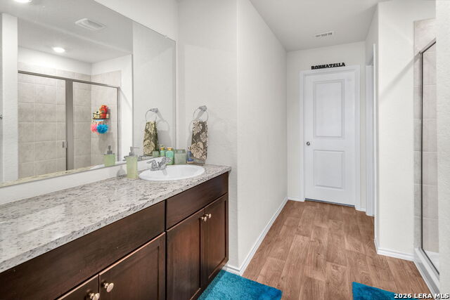 Image 17 of 28 For 13319 Winemaker