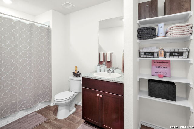 Image 23 of 28 For 13319 Winemaker