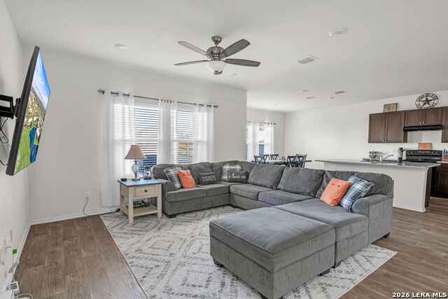 Image 5 of 28 For 13319 Winemaker