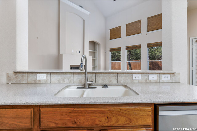 Image 20 of 41 For 18803 Millhollow