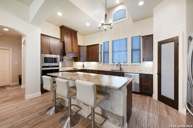 Image 11 of 37 For 105 Bobby Lynn