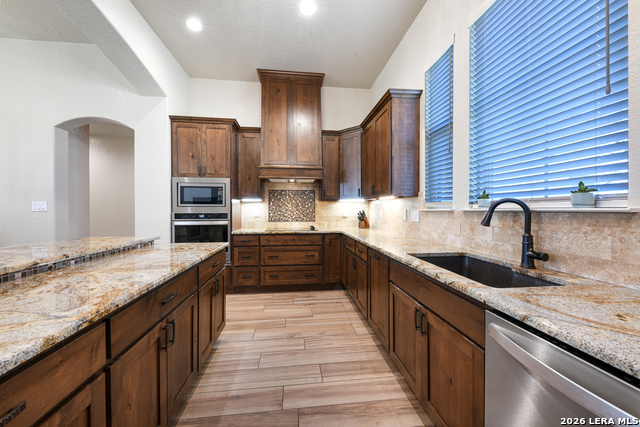 Image 13 of 37 For 105 Bobby Lynn