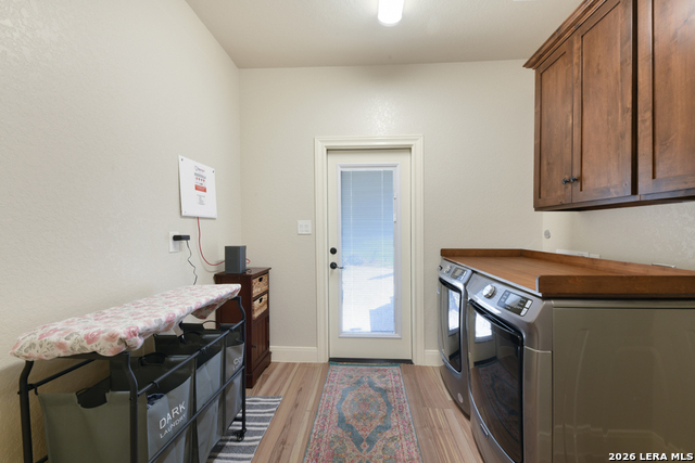 Image 17 of 37 For 105 Bobby Lynn