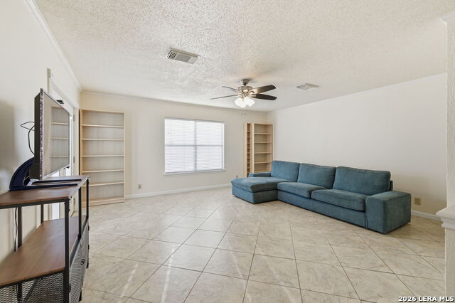 Image 17 of 43 For 5506 Kenton Bluff