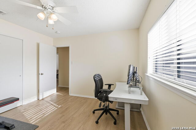 Image 25 of 43 For 5506 Kenton Bluff