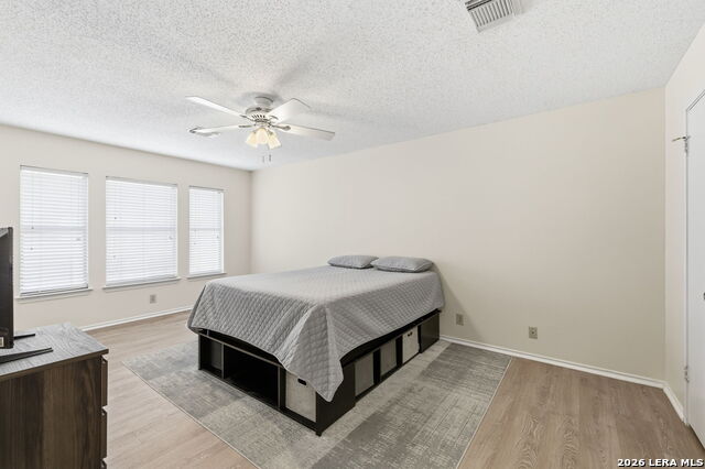 Image 29 of 43 For 5506 Kenton Bluff