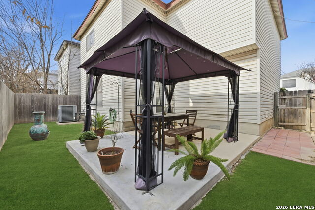 Image 37 of 43 For 5506 Kenton Bluff