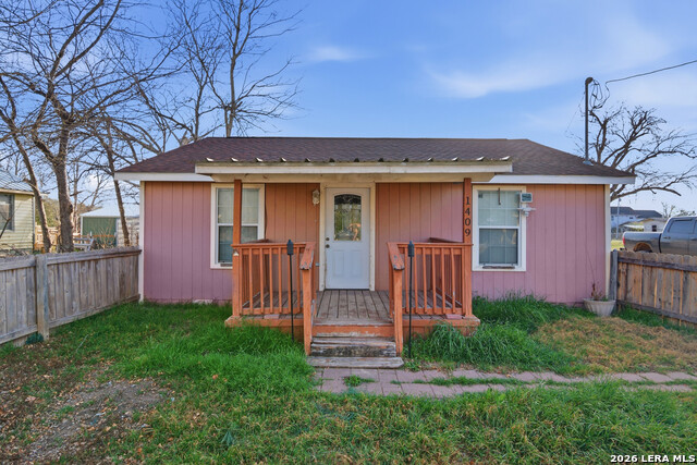 Details for 1409 Heideke N, Seguin, TX 78155