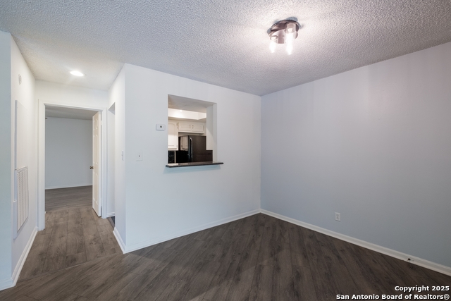 Image 14 of 32 For 11843 Braesview  1614