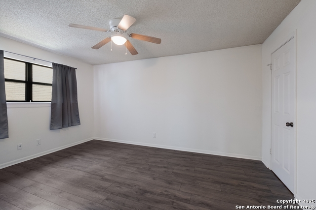 Image 25 of 32 For 11843 Braesview  1614