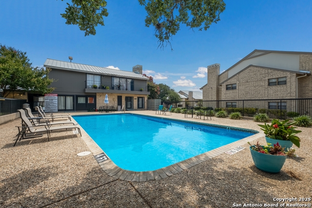 Image 30 of 32 For 11843 Braesview  1614