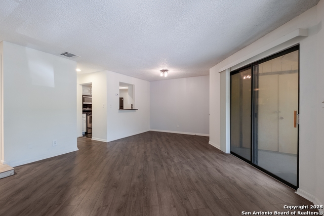 Image 7 of 32 For 11843 Braesview  1614