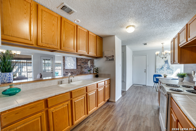 Image 10 of 19 For 9502 Woodland