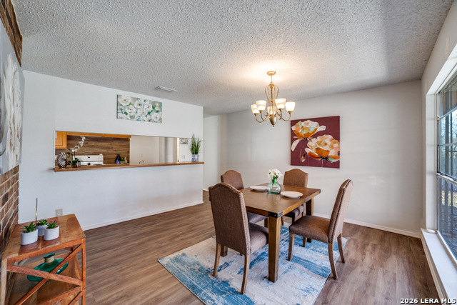 Image 6 of 19 For 9502 Woodland