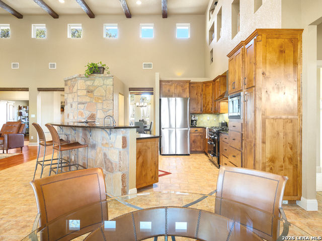 Image 14 of 28 For 526 River Crossing