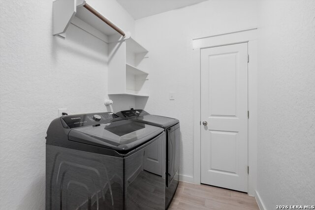 Image 28 of 31 For 10776 Rosalina Loop